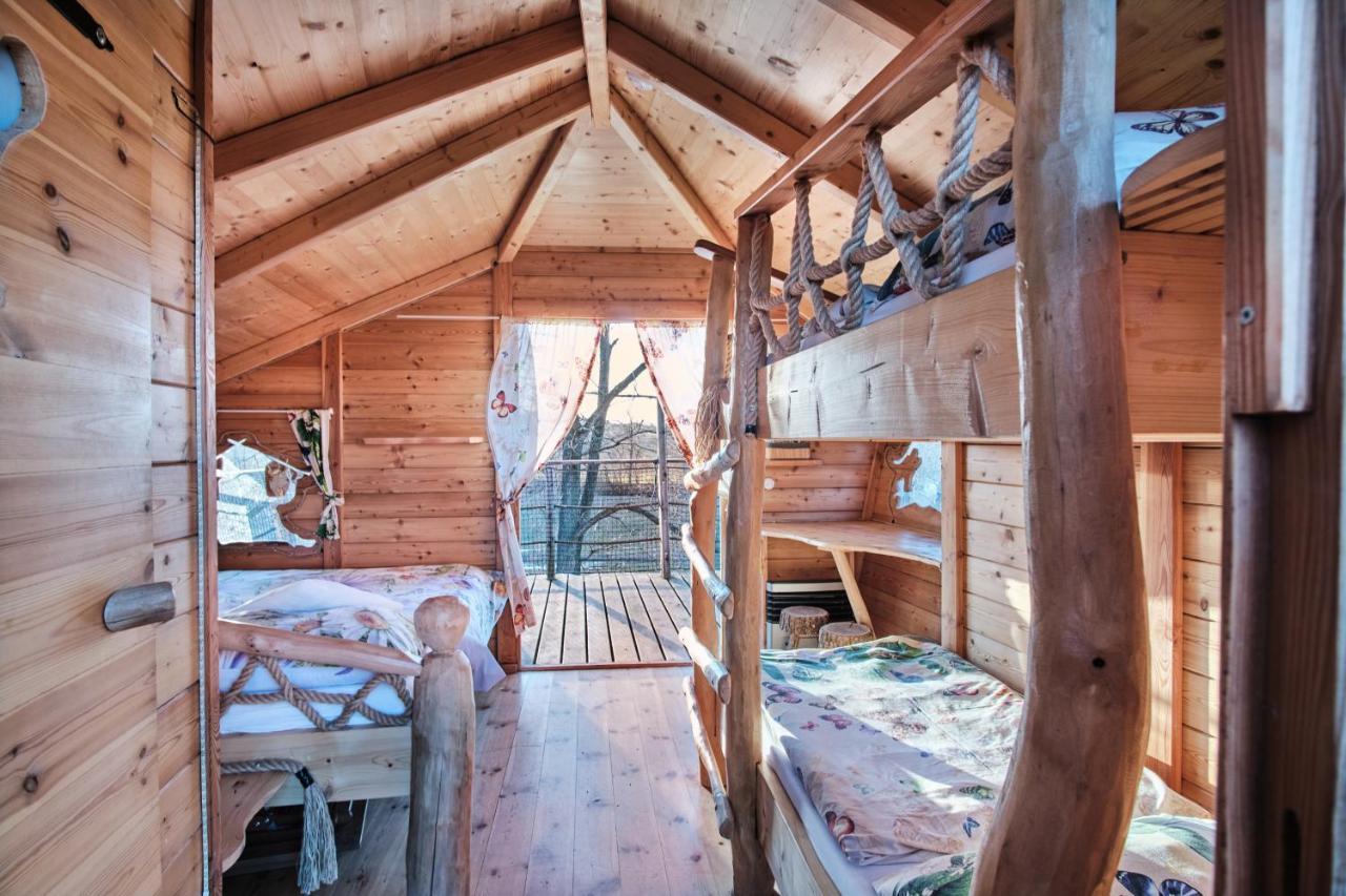 Treehouse Kremilek Villa Jesenice  Exterior photo
