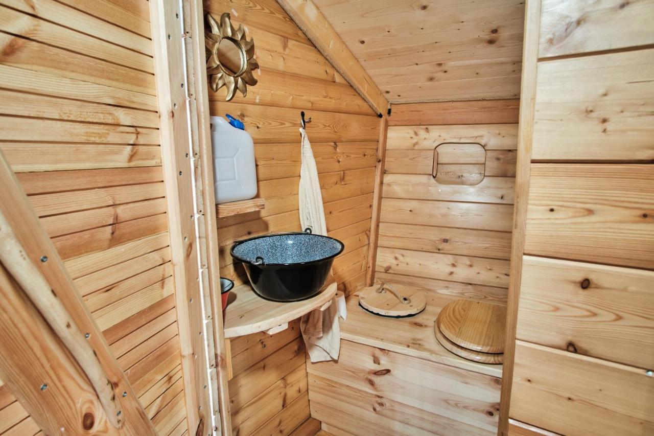 Treehouse Kremilek Villa Jesenice  Exterior photo